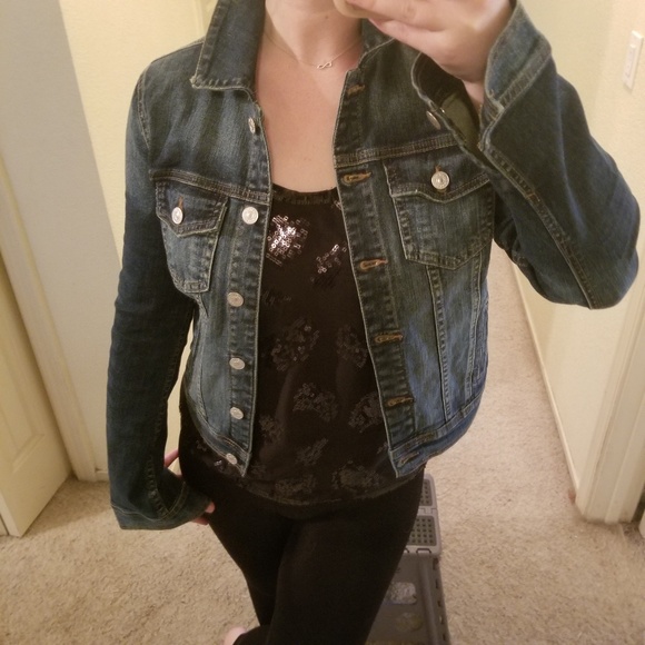 SILENCE + NOISE Racerback Sequin Tank Top. - Picture 3 of 7